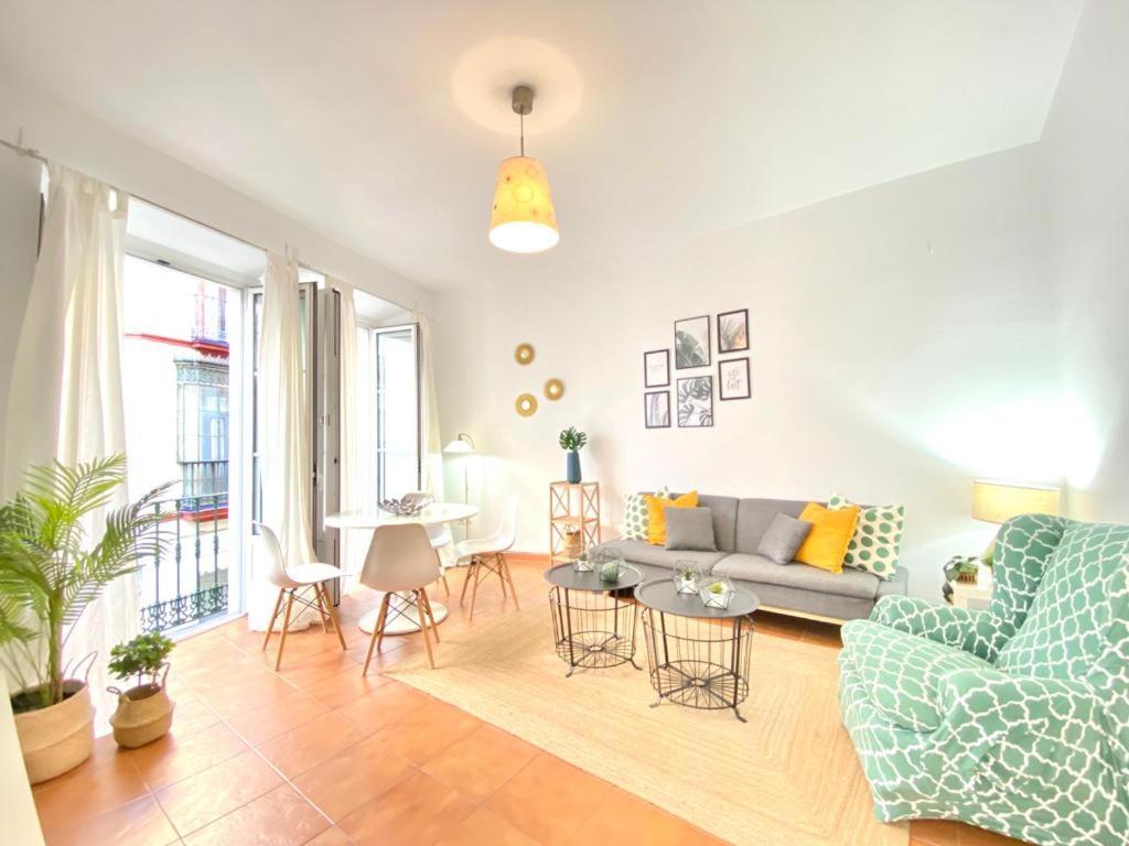 Superb Apartment In Downtown Of Sevilla ,Parking Optional, Top !! Dış mekan fotoğraf